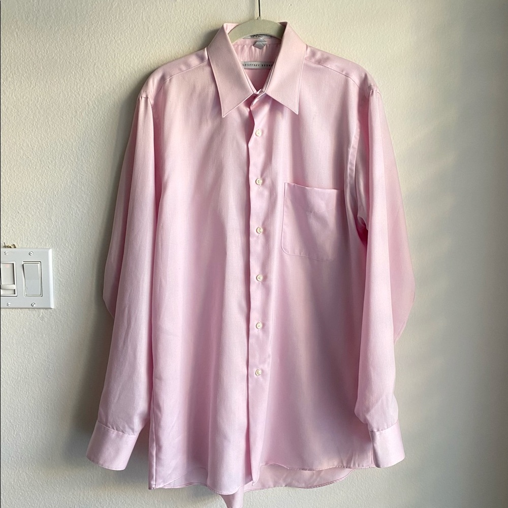 Geoffrey Beene light pink sateen dress shirt M